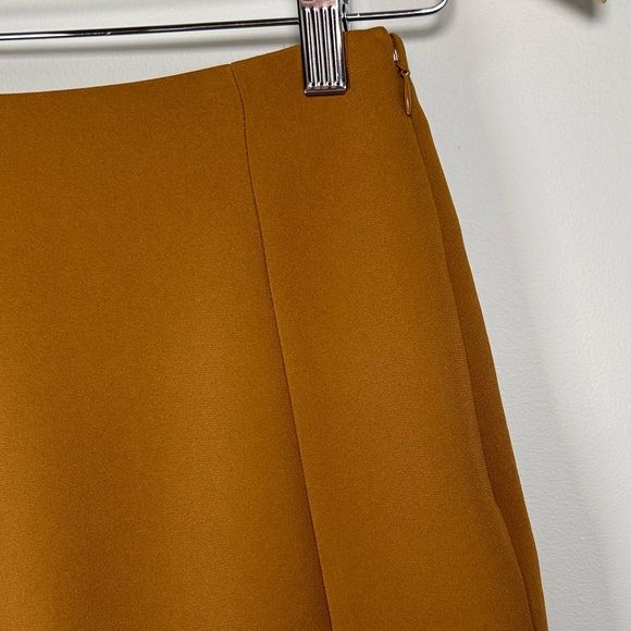 💫NWOT Babaton - Aritzia Hopper Skirt - Aged Gold - Picture 3 of 9